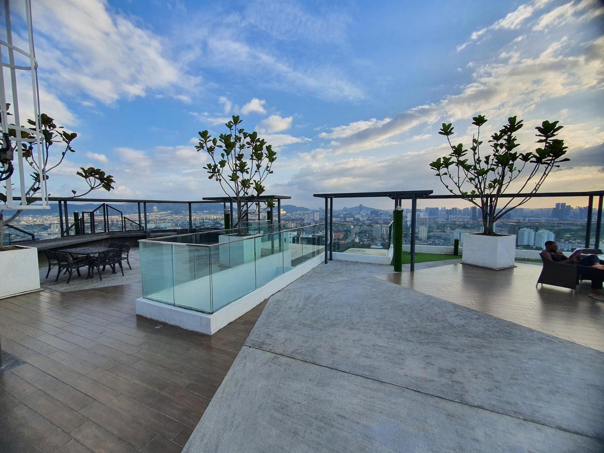 Reizz Residence By Luxury Suites Kuala Lumpur Extérieur photo