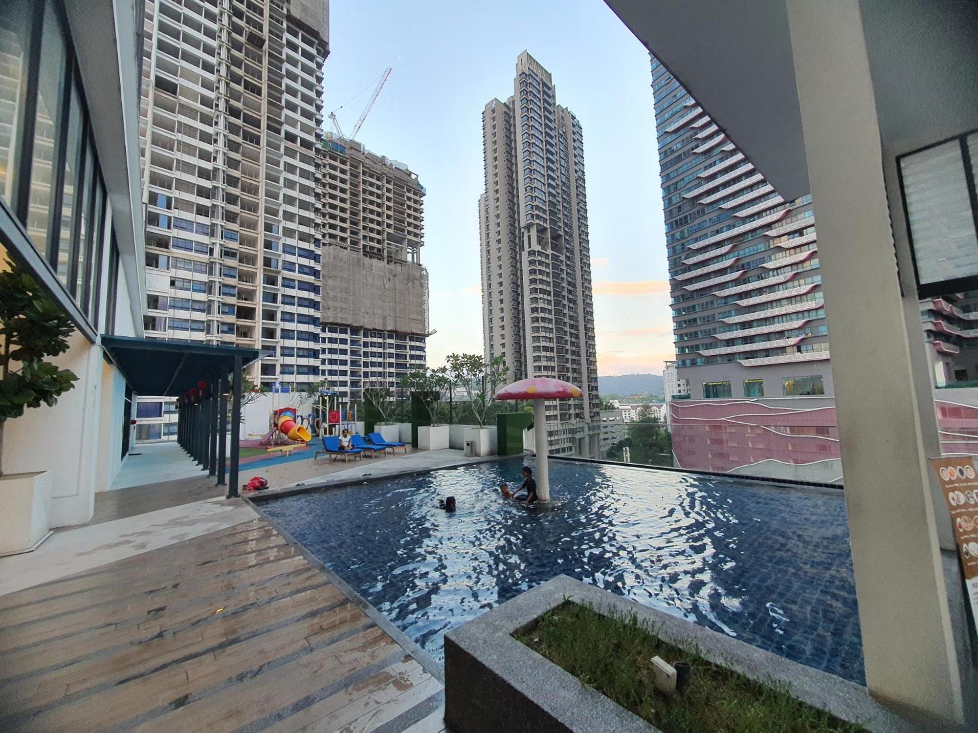 Reizz Residence By Luxury Suites Kuala Lumpur Extérieur photo